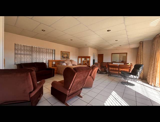 4 BEDROOM HOUSE FOR SALE IN BASSONIA
